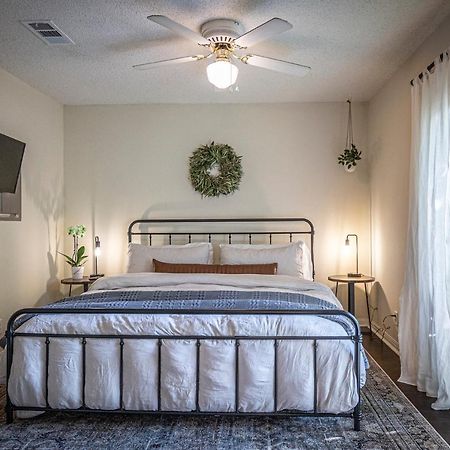 Lush, Enchanting Austin Oasis! Apartment Екстериор снимка